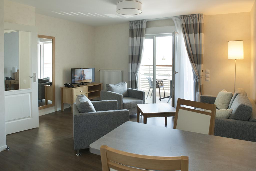 Domitys Le Chant Des Lavandieres Vernouillet  Habitación foto